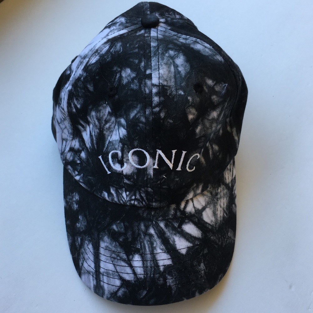 Iconic tie dye Unisex baseball hat